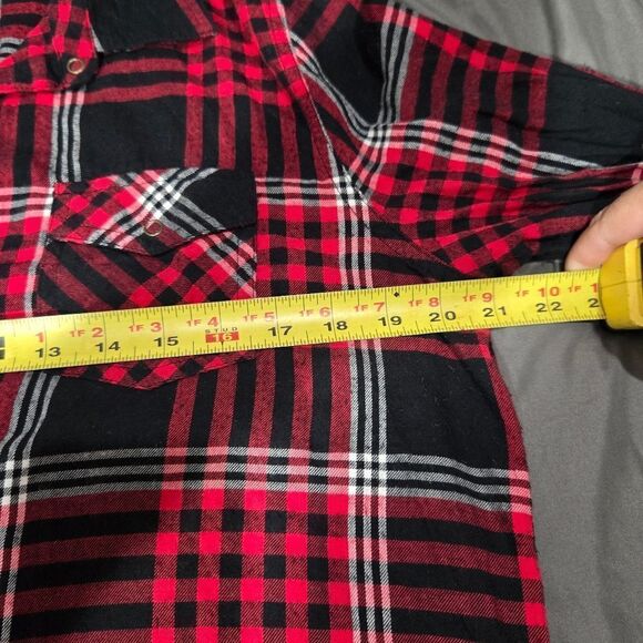 Arizona plaid long sleeve snap button up blouse size L - Picture 7 of 8